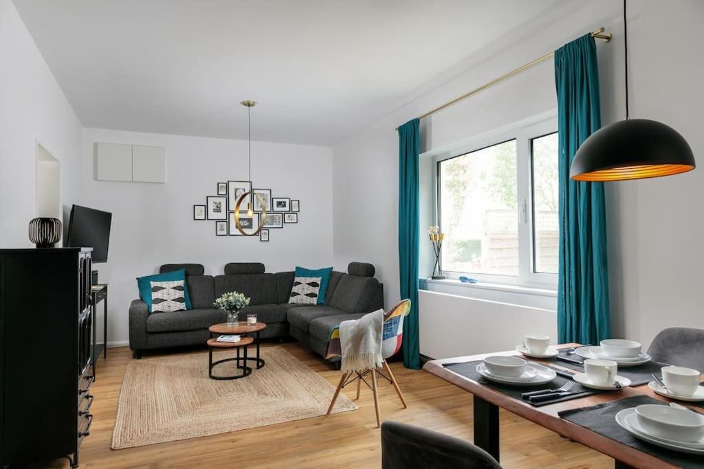 Charmantes Townhaus Mit Garten, W-Lan & Netflix Poczdam Zewnętrze zdjęcie